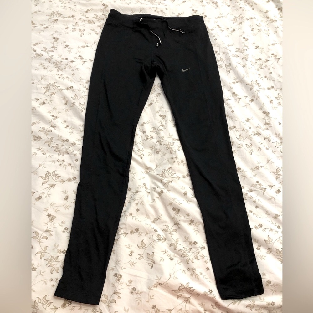 Black Nike Dri-Fit running leggings